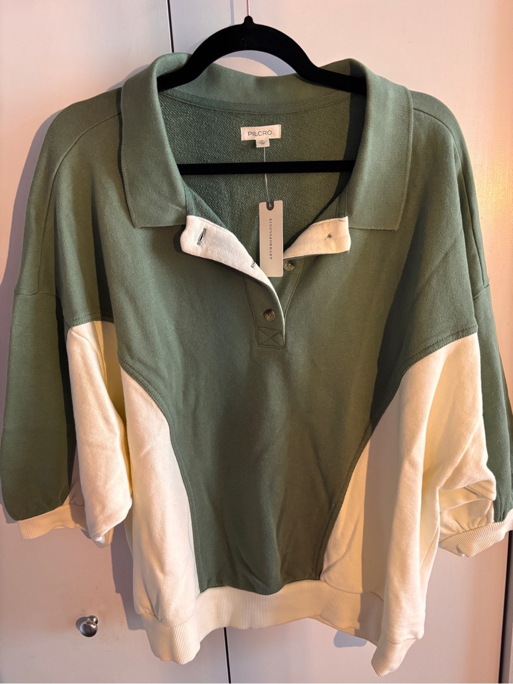 Pilcro NWT Green and Cream Polo Lightweight Sweatshirt Batwing Sleeve